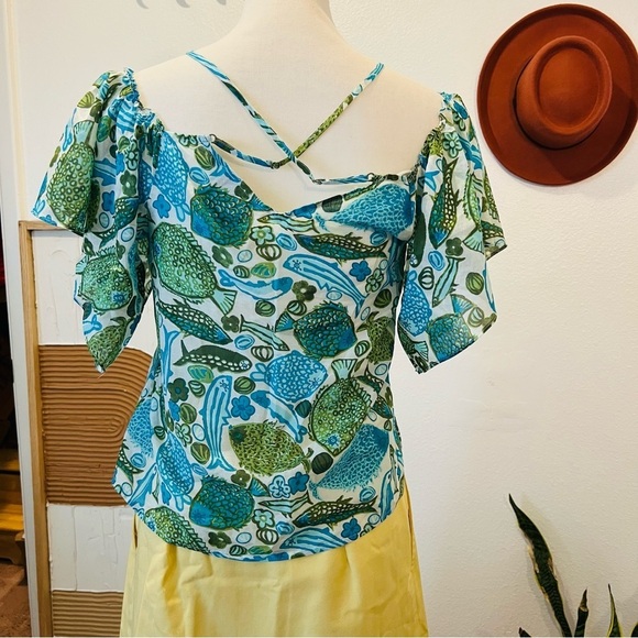 Anthropologie Vanessa Virginia Silk Fish Print Off Shoulder Blouse - Picture 3 of 12